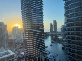 Cozy Lovely Studio Apartment in Dubai Marina